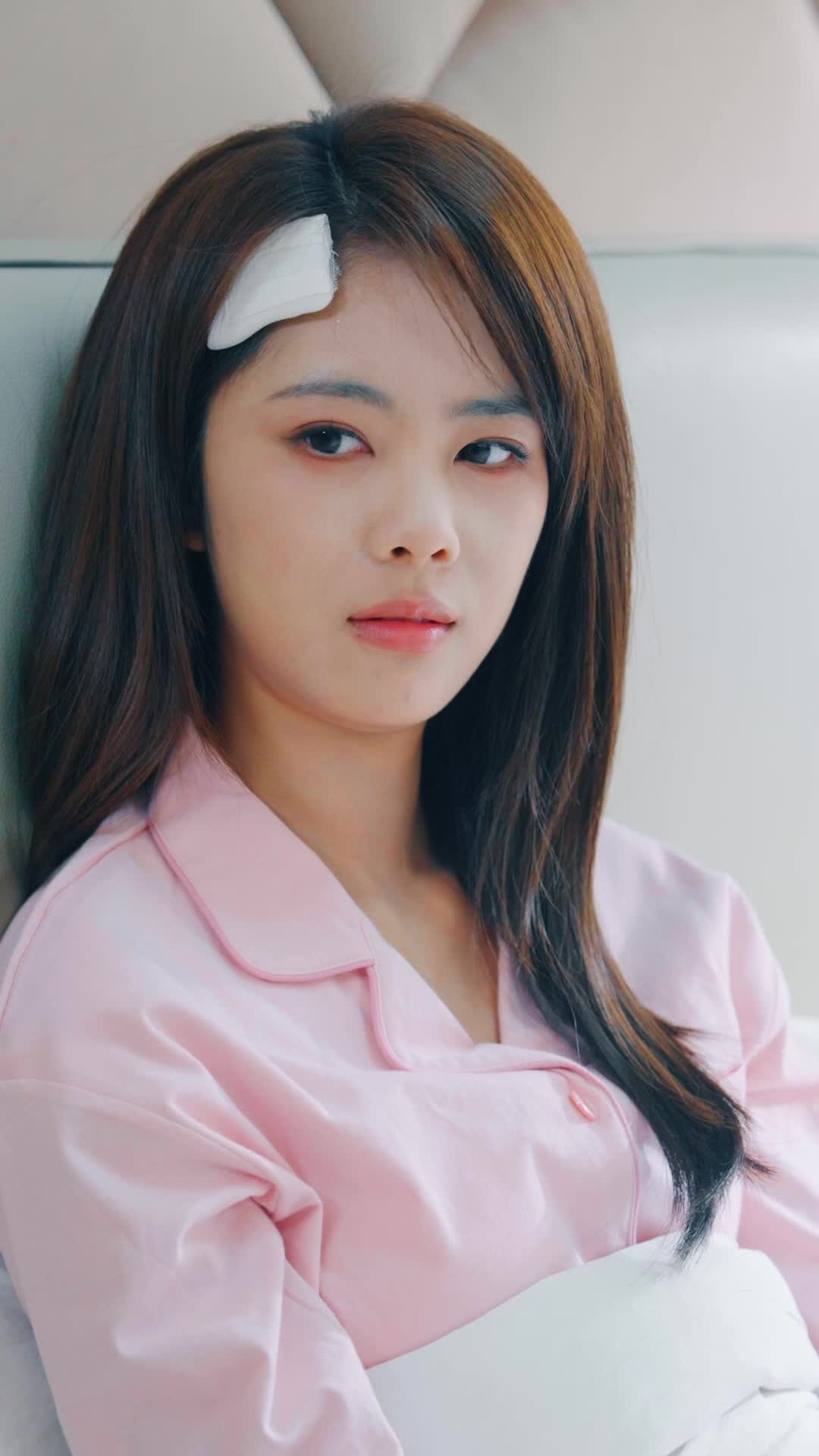 Episode 19 - Poor? I'm the Billionaire's Daughter